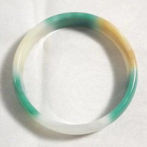 Peking Glass Green and Vanilla Swirl with Beige Vintage Bangle